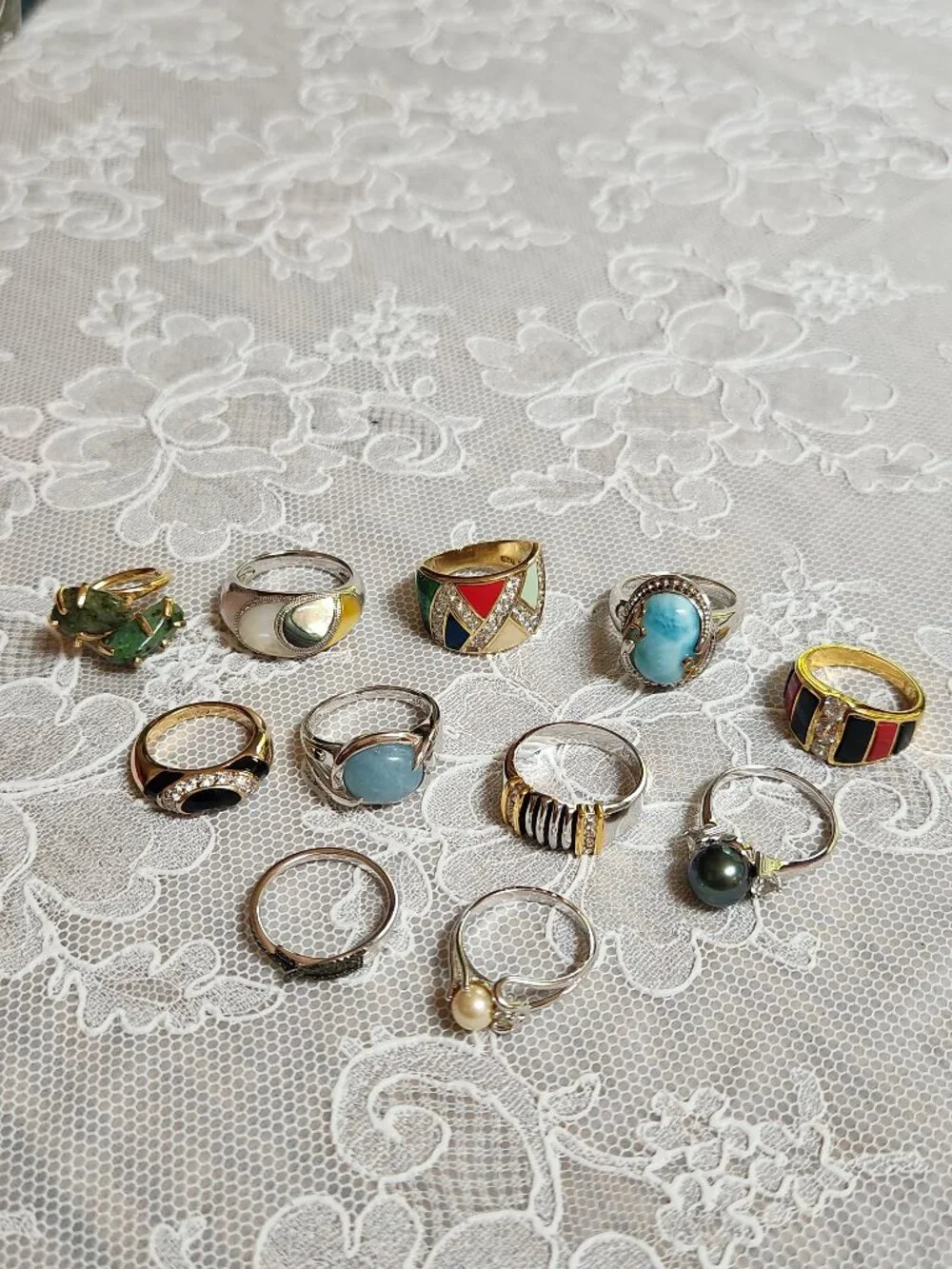 Lot of 11 Estate RINGS - various sizes